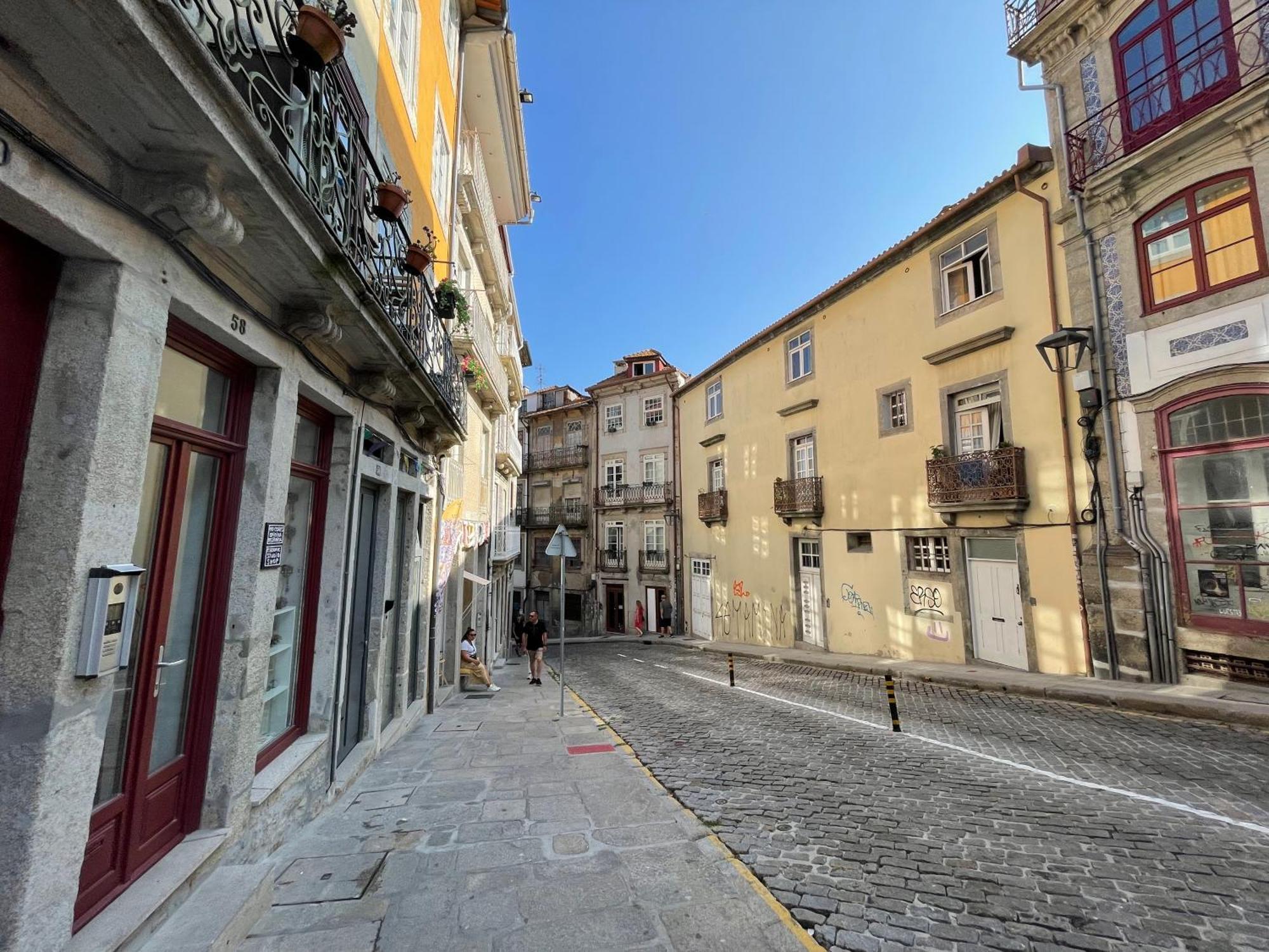 Historic Porto Balcony Hideaway - Taipas House 60 Apartment Luaran gambar
